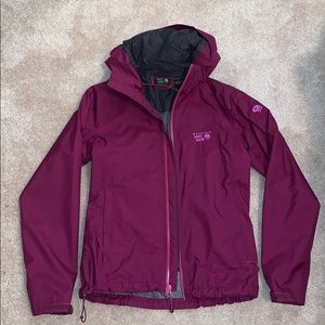 Mountain hardwear rain jacket